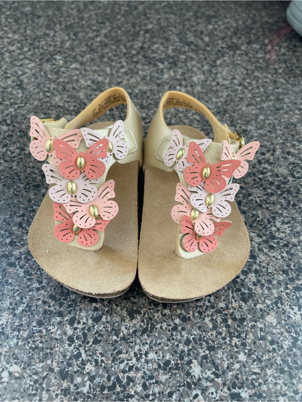 Makalu California Toddler Girls Thong Sandal Butterfly Gold Multi Buckle Size 5